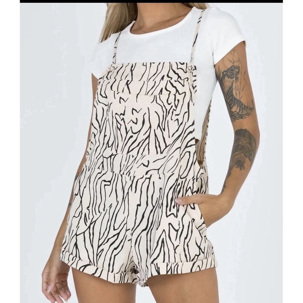 Princess Polly Zebra Print Short Overalls‎ Cream Sz 4 Utopia Romper Festival NEW